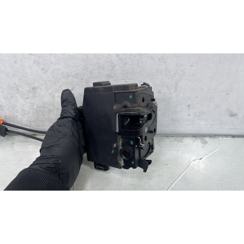 Serrure arriere droit CITROEN C4 PICASSO 2 Photo n°1