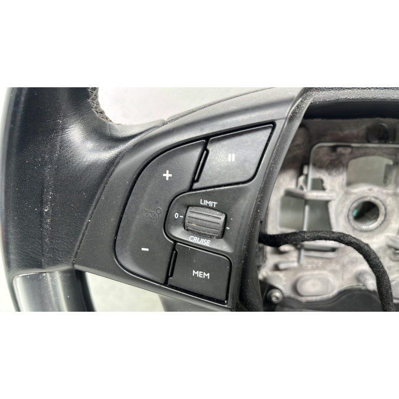 Volant CITROEN C4 PICASSO 2 Photo n°3