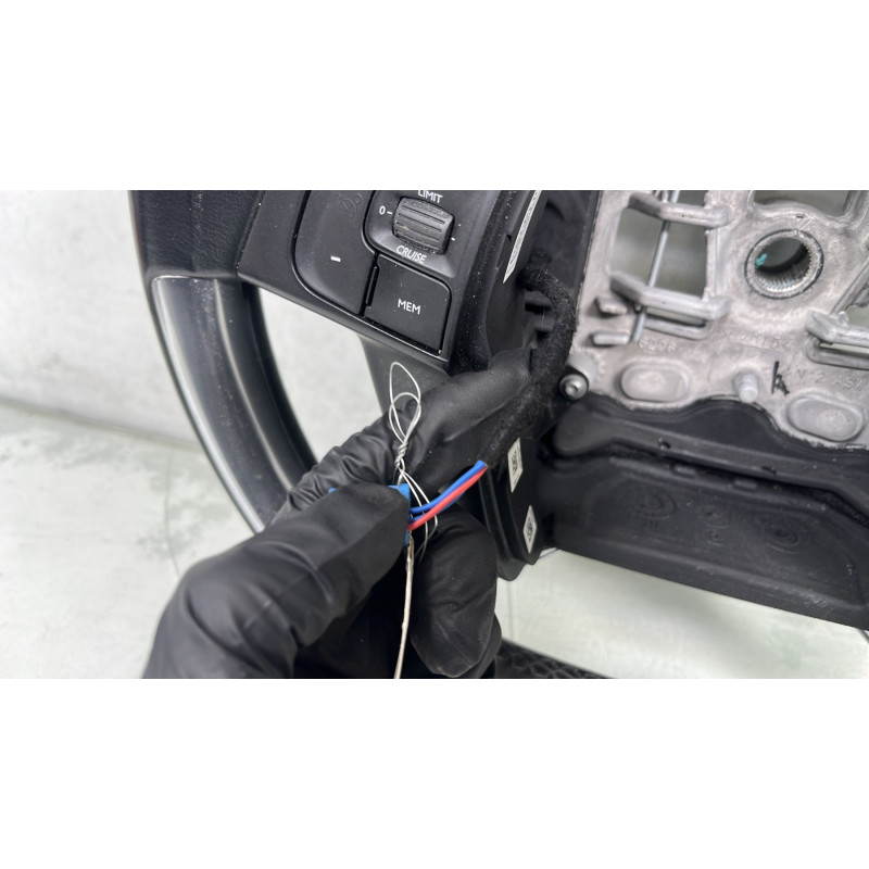 Volant CITROEN C4 PICASSO 2 Photo n°4
