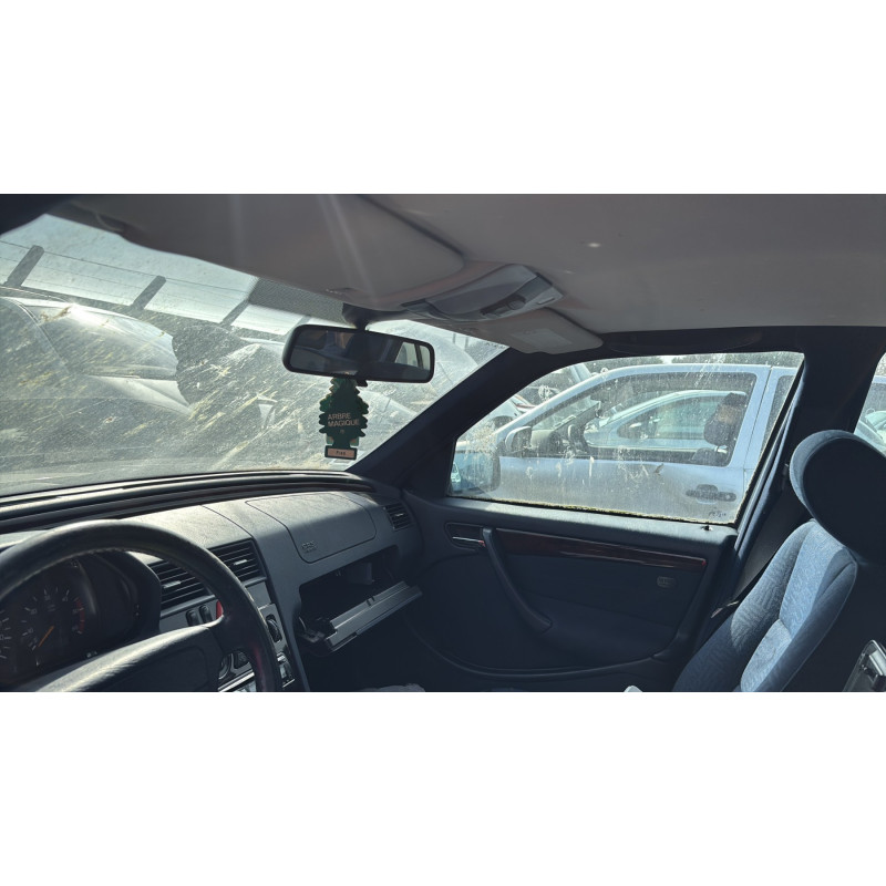 Vitre arriere droit MERCEDES CLASSE C 202 Photo n°16