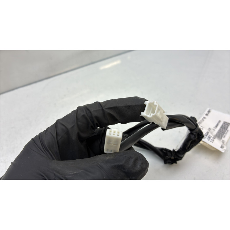 Attache ceinture avant droit NISSAN JUKE 1 Photo n°3