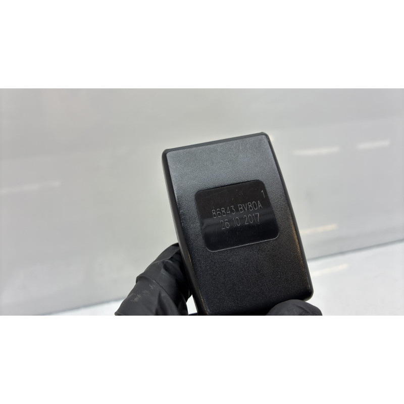 Attache ceinture avant gauche NISSAN JUKE 1 Photo n°5
