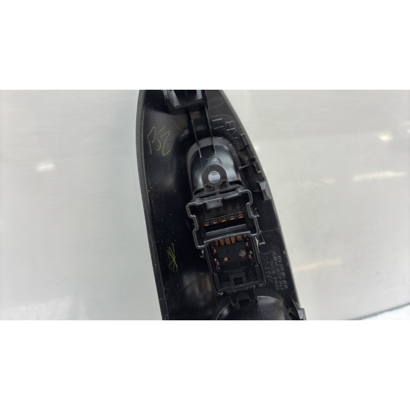 Interrupteur de leve vitre arriere gauche NISSAN JUKE 1 Photo n°5