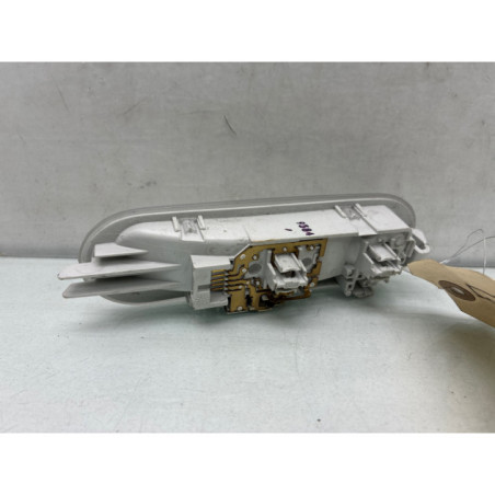 Eclairage de plafonnier RENAULT CLIO 3
