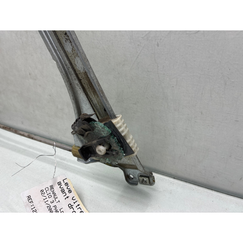 Leve vitre electrique avant droit RENAULT CLIO 3 Photo n°2