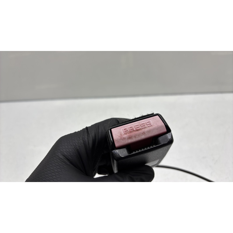 Attache ceinture avant droit PEUGEOT 207 Photo n°3