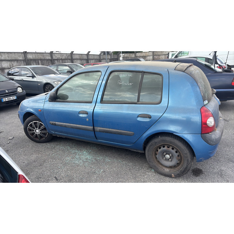 Feu arriere principal droit (feux) RENAULT CLIO 2 Photo n°19