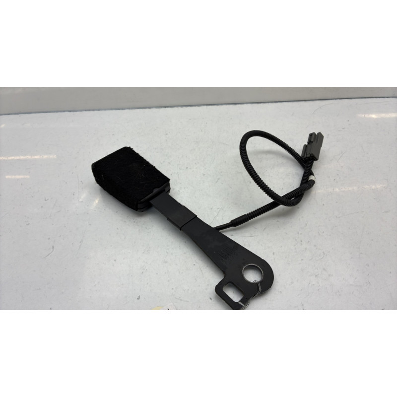 Attache ceinture avant droit KIA CEE-D 1 Photo n°5