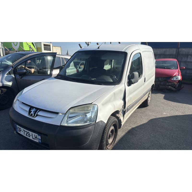 Vitre avant droit PEUGEOT PARTNER 1 Photo n°5