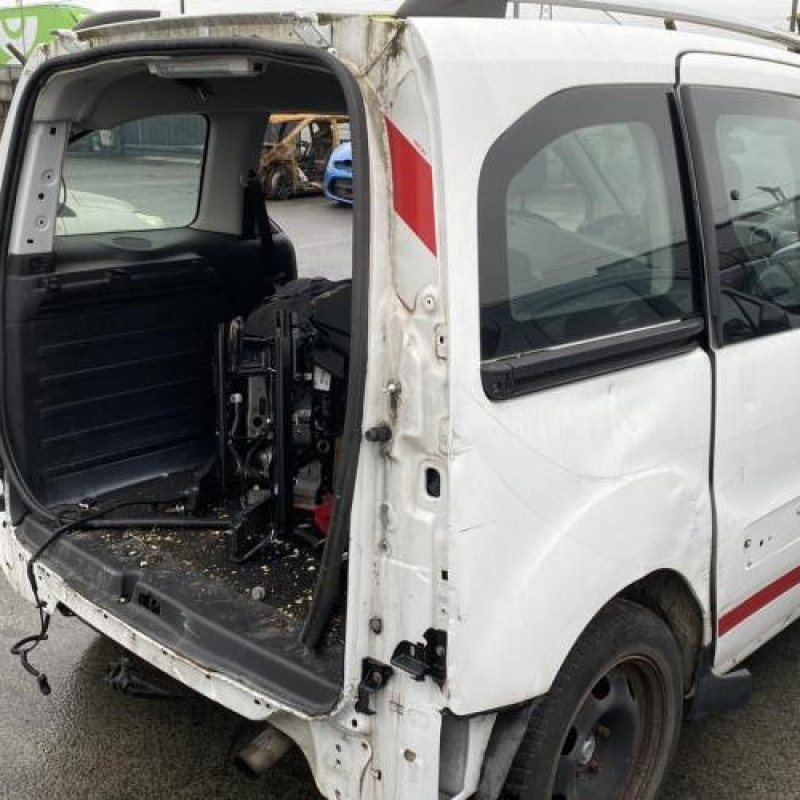 Pompe de direction CITROEN BERLINGO 2 Photo n°13