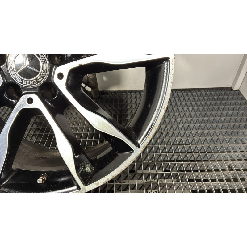 Jante MERCEDES CLASSE GLA 156 Photo n°3