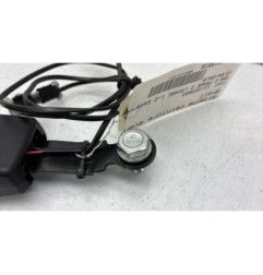 Attache ceinture avant droit FIAT 500 2