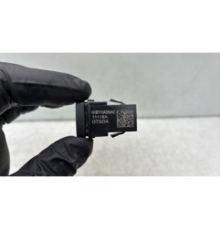 Bouton de warning FORD FIESTA 7