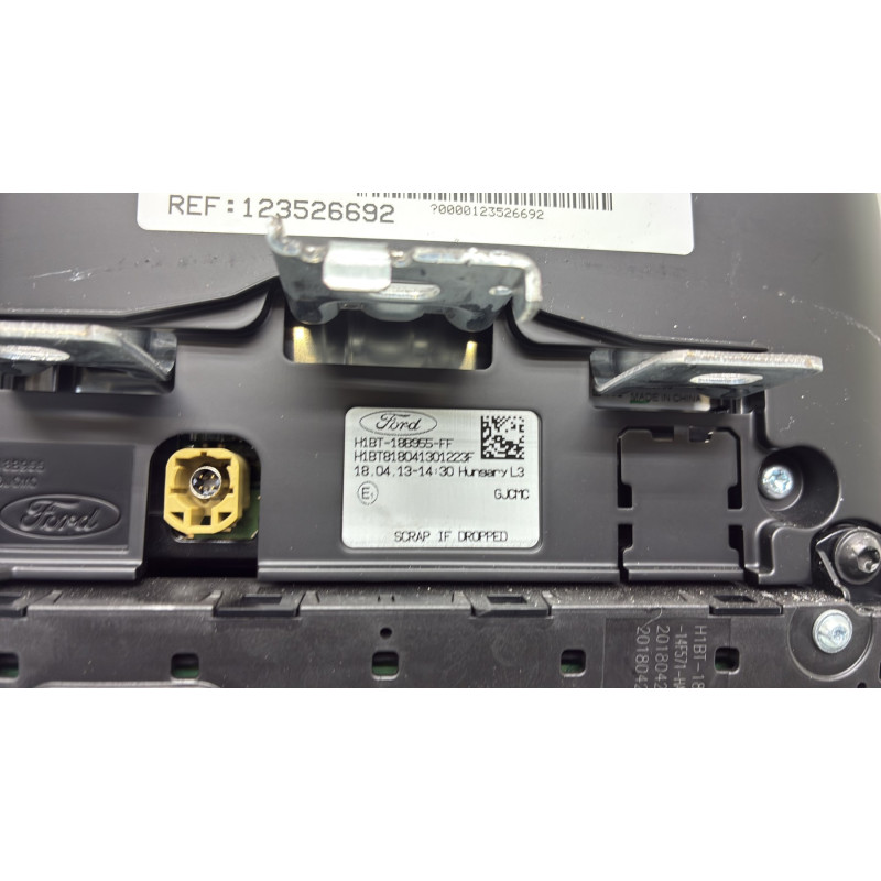 Ecran GPS FORD FIESTA 7 Photo n°5