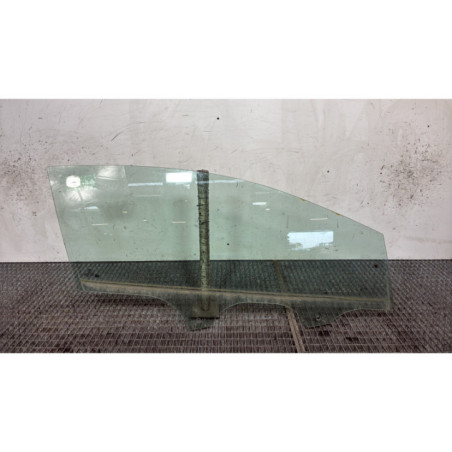 Vitre avant droit FORD FIESTA 7 Photo n°1