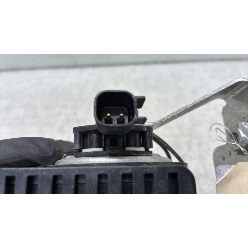 Avertisseur/Klaxon FORD FIESTA 7 Photo n°4