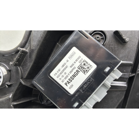 Leve vitre electrique avant droit FORD FIESTA 7