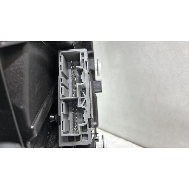 Leve vitre electrique avant droit FORD FIESTA 7 Photo n°4