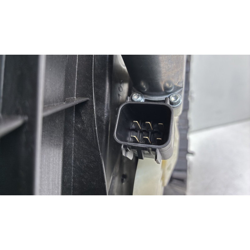 Leve vitre electrique avant droit FORD FIESTA 7 Photo n°5