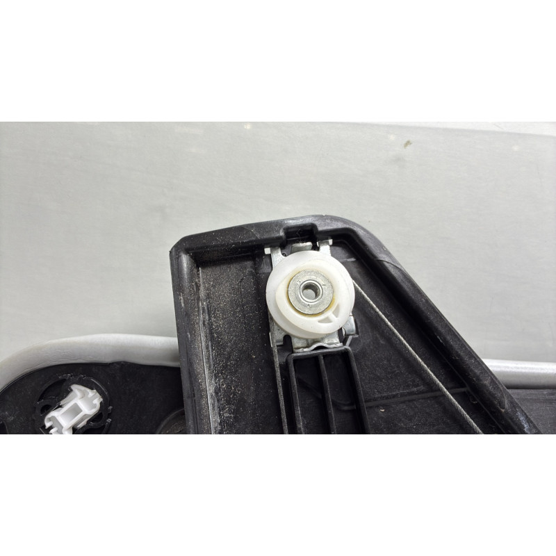 Leve vitre electrique avant droit FORD FIESTA 7 Photo n°10