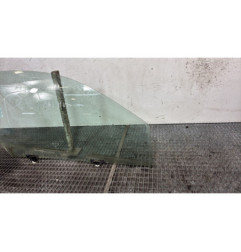 Vitre avant droit TOYOTA YARIS 1