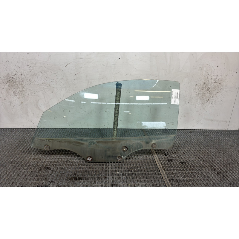 Vitre avant gauche HYUNDAI COUPE 1 Photo n°1