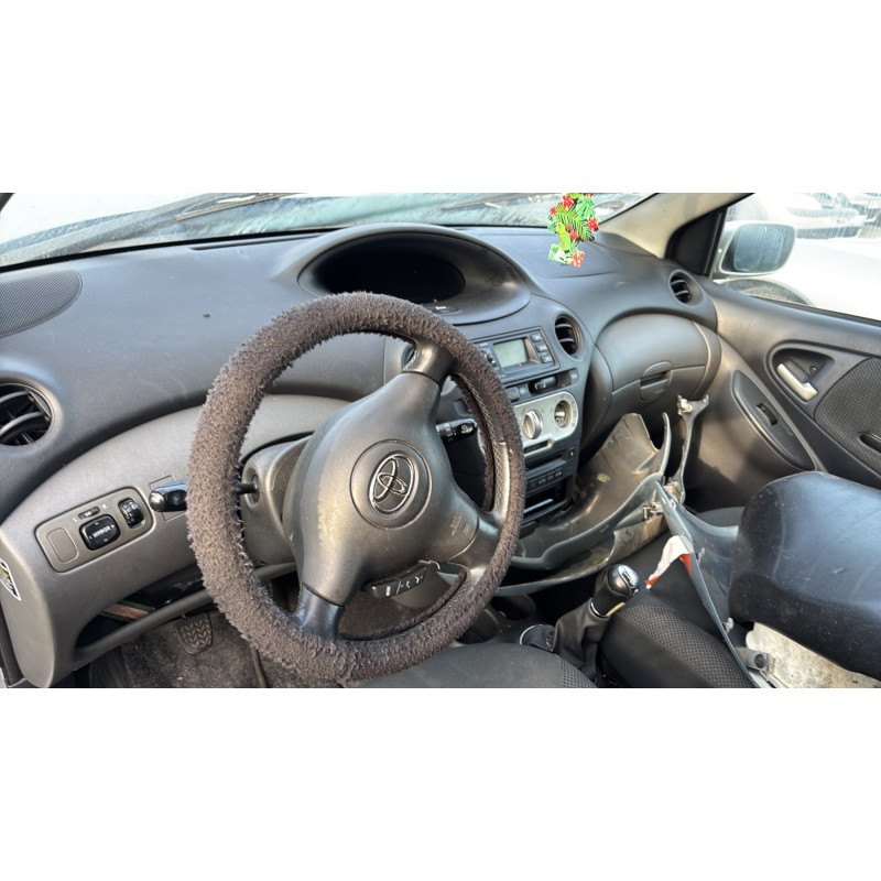 Feu arriere principal droit (feux) TOYOTA YARIS 1 Photo n°17