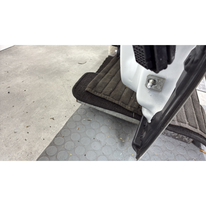 Porte avant gauche RENAULT MEGANE 4 Photo n°3