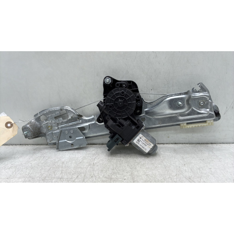 Leve vitre electrique arriere droit RENAULT MEGANE 4 Photo n°1