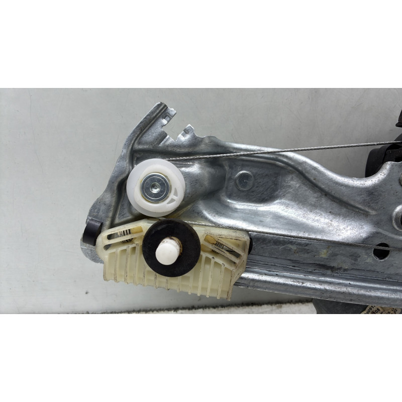 Leve vitre electrique arriere droit RENAULT MEGANE 4 Photo n°6