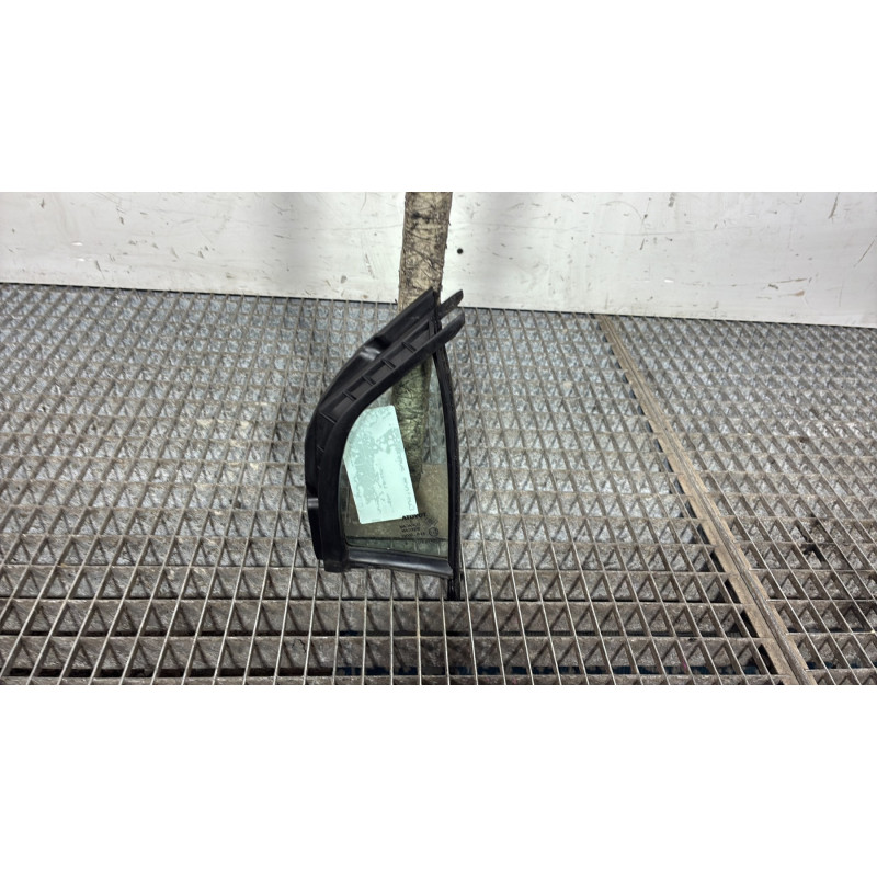 Custode avant droit (porte) TOYOTA YARIS 2 Photo n°4