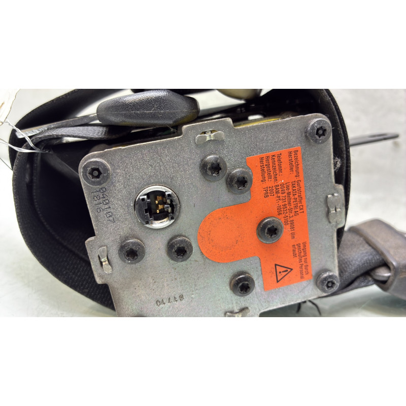 Pretensionneur de ceinture avant droit TOYOTA YARIS 2 Photo n°4