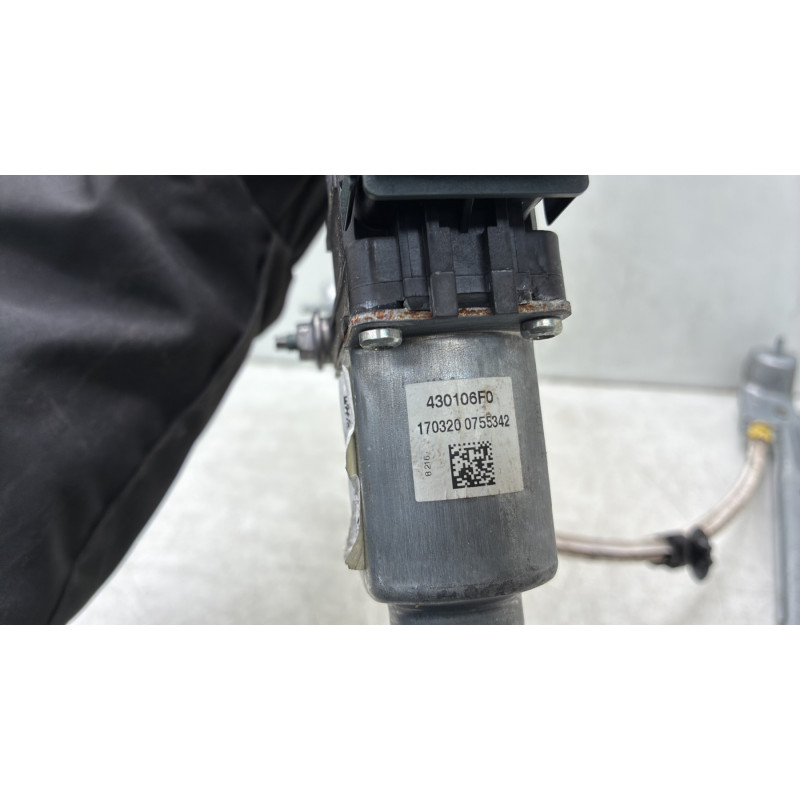 Leve vitre electrique avant gauche RENAULT SCENIC 4 Photo n°4
