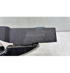 Poignee porte avant droit RENAULT MEGANE 4