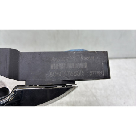 Poignee porte avant droit RENAULT MEGANE 4