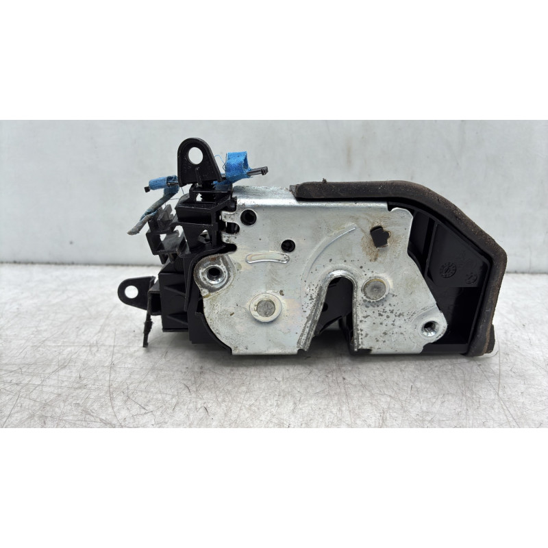 Serrure arriere gauche BMW X3 F25 Photo n°2