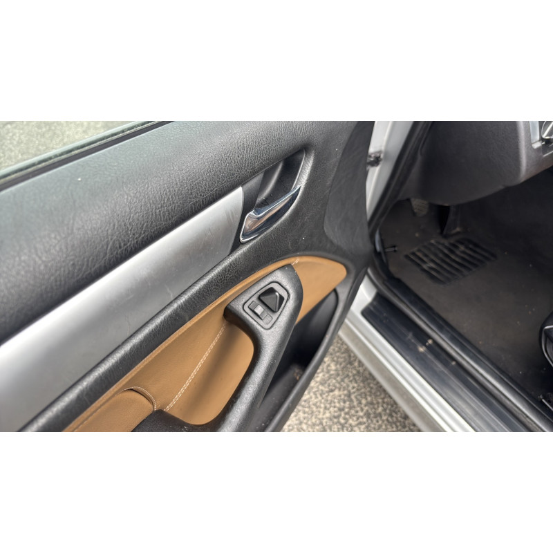 Pare soleil gauche BMW SERIE 3 E46 Photo n°13