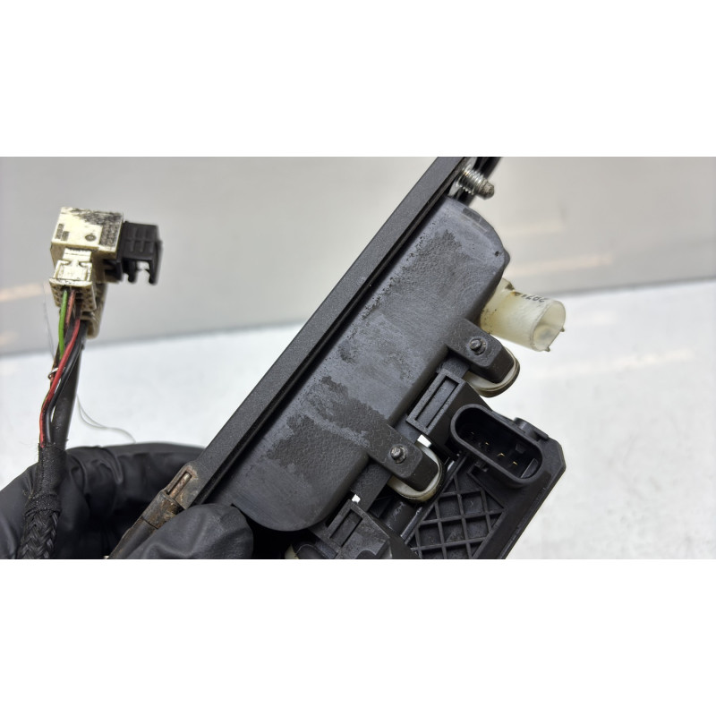 Bouton de coffre MERCEDES CLASSE GLA 156 Photo n°8