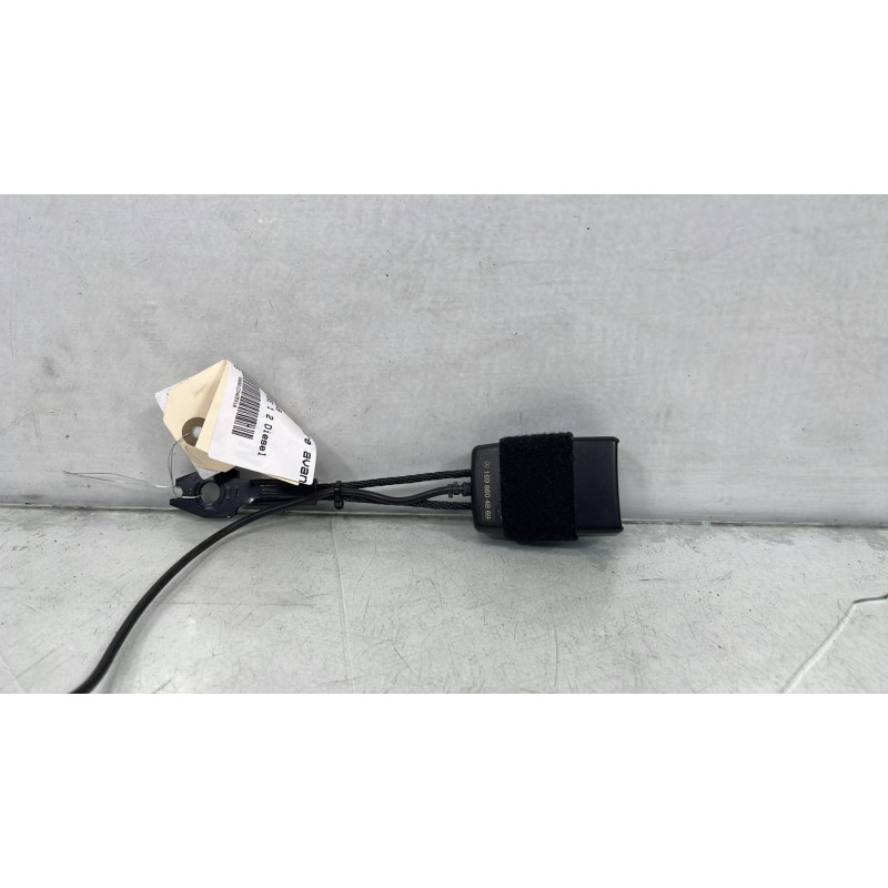 Attache ceinture avant gauche MERCEDES CLASSE A 169 Photo n°3
