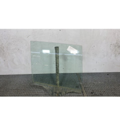 Vitre arriere droit BMW X3 F25 Photo n°1