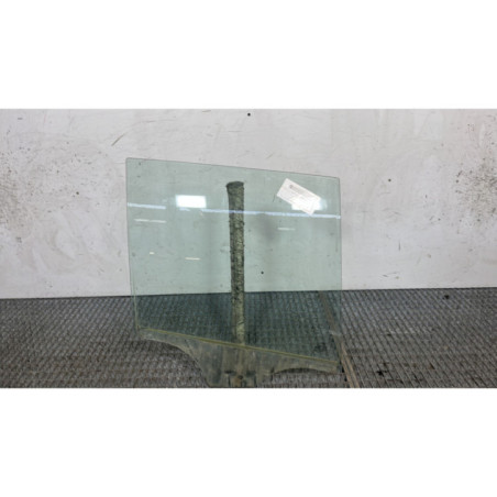 Vitre arriere droit BMW X3 F25 Photo n°1