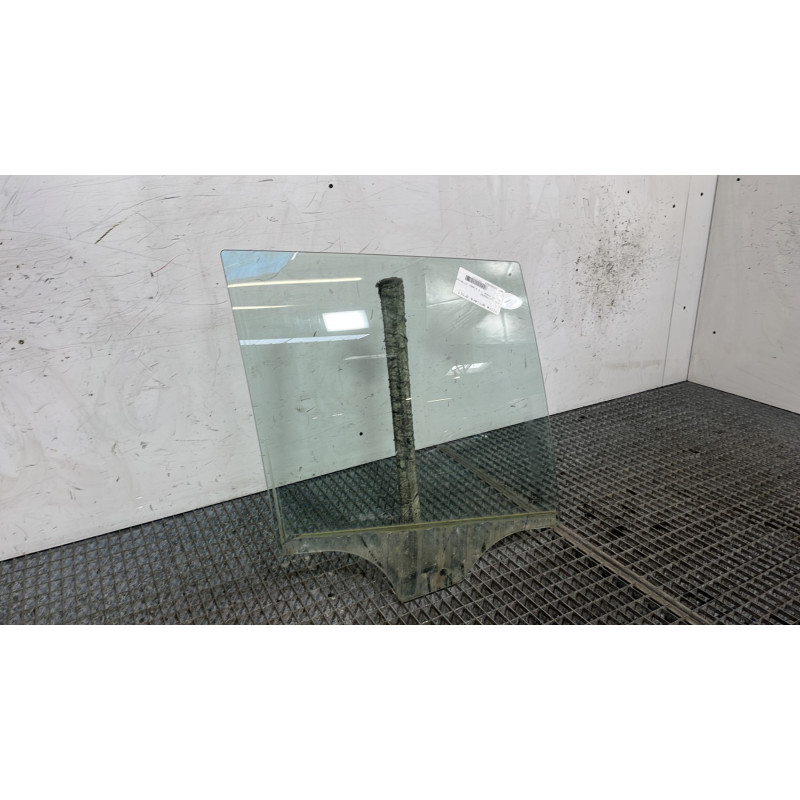 Vitre arriere droit BMW X3 F25 Photo n°2