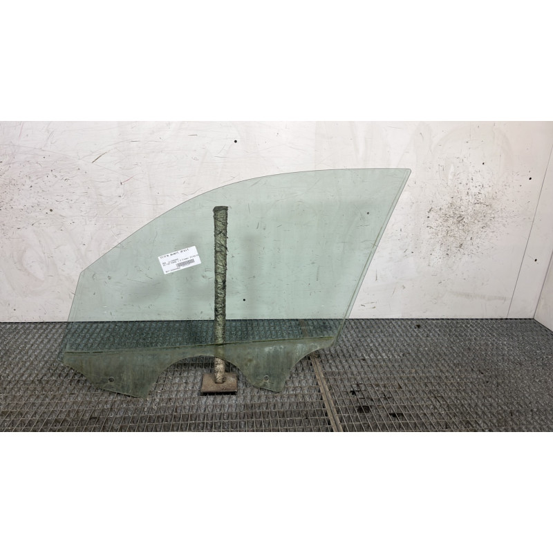 Vitre avant droit BMW X3 F25 Photo n°4