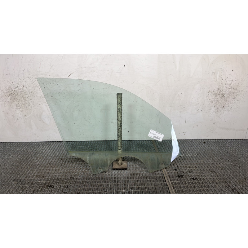 Vitre avant gauche BMW X3 F25 Photo n°4