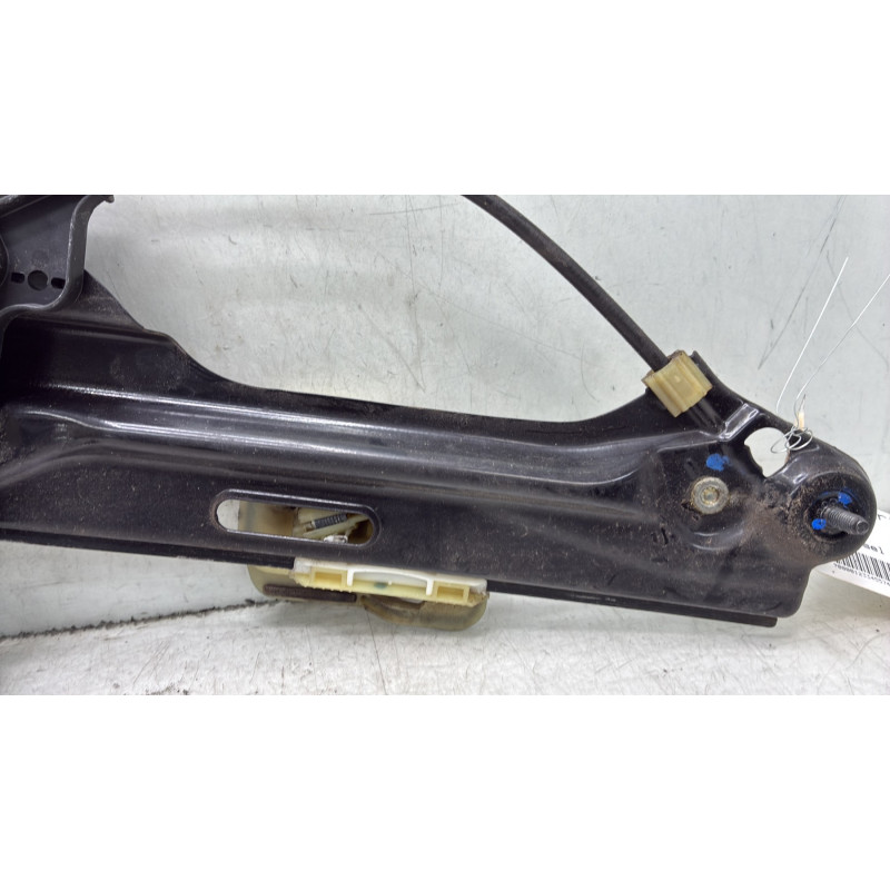 Leve vitre electrique arriere droit BMW X3 F25 Photo n°3