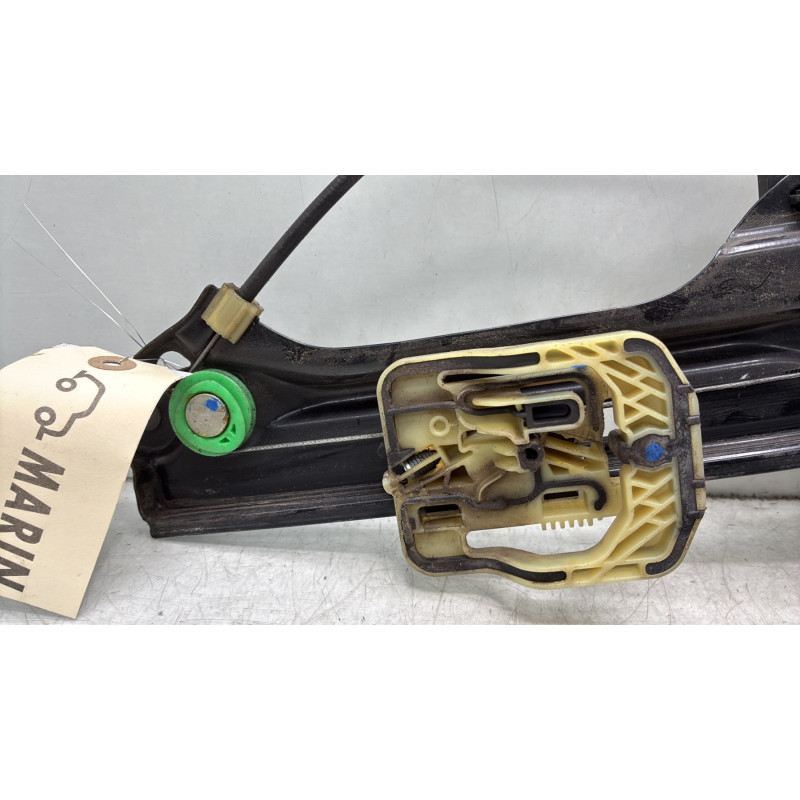Leve vitre electrique arriere droit BMW X3 F25 Photo n°6