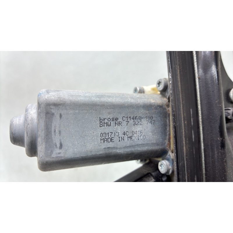 Leve vitre electrique arriere gauche BMW X3 F25 Photo n°8