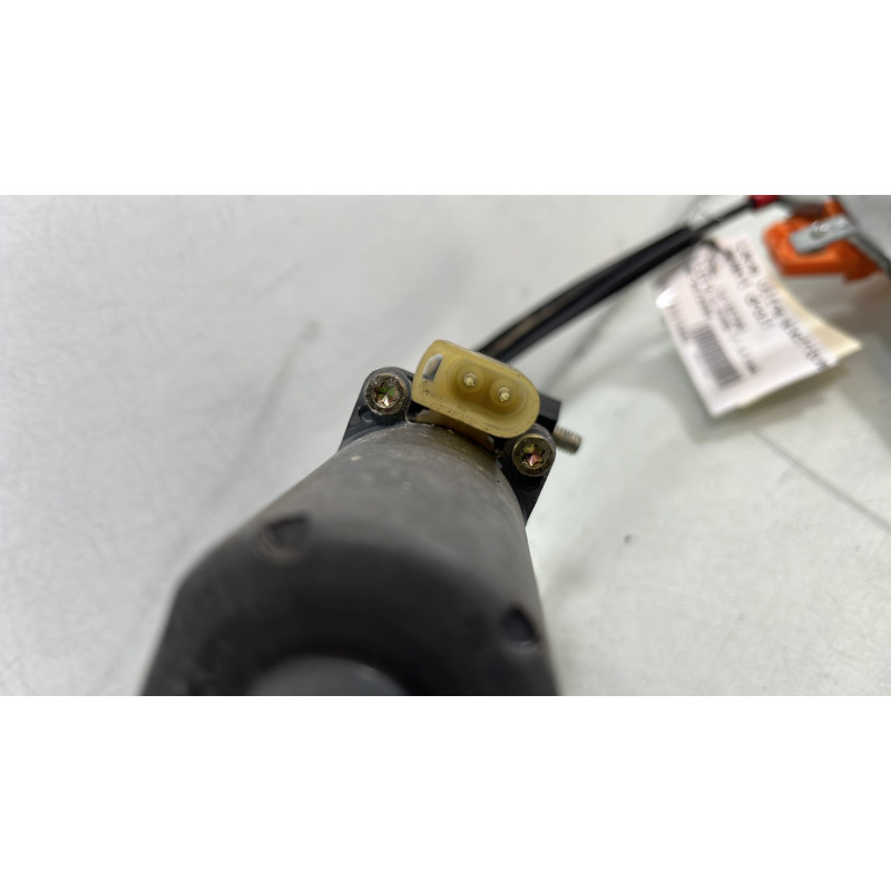 Leve vitre electrique avant droit FORD FIESTA 4 Photo n°3