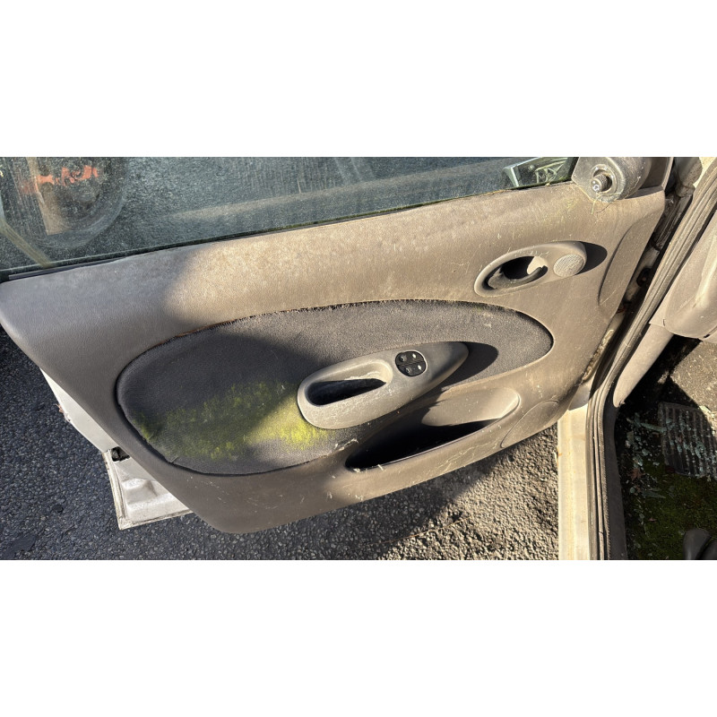 Leve vitre electrique avant droit FORD FIESTA 4 Photo n°13