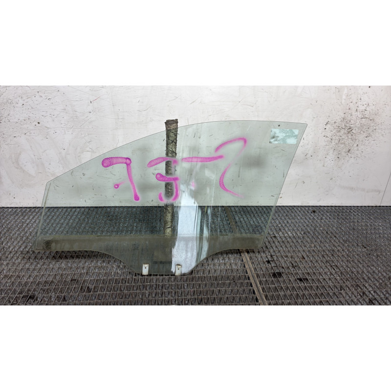 Vitre avant droit KIA PICANTO 1 Photo n°4